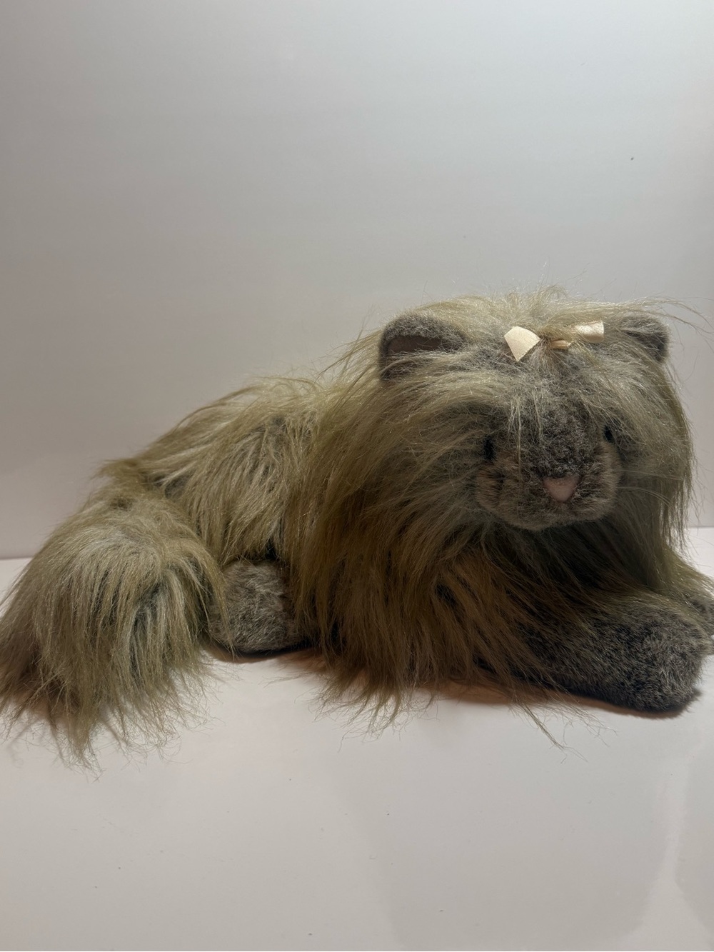 VTG 18” 1991 Plush Creations Realistic Stuffed Brown Persian Cat Blue Eyes